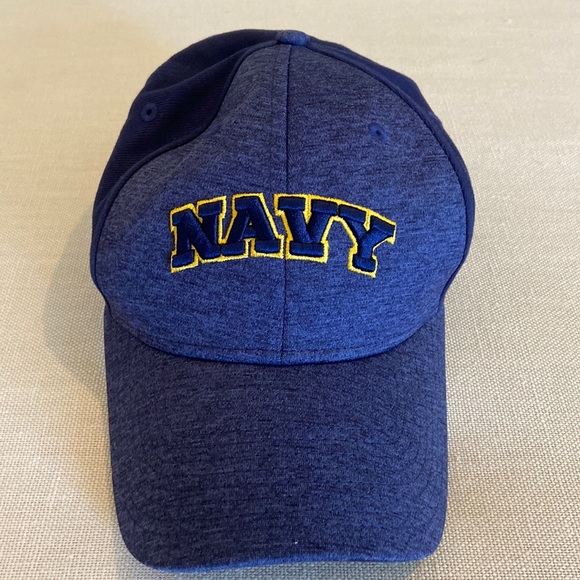 Navy hat (velcro) adjustable (one size fits all) - Picture 1 of 6